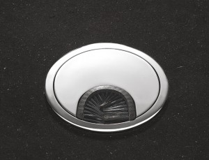 Kabeldurchführung mit Bürste, Chrom, Abdeckung 66 mm